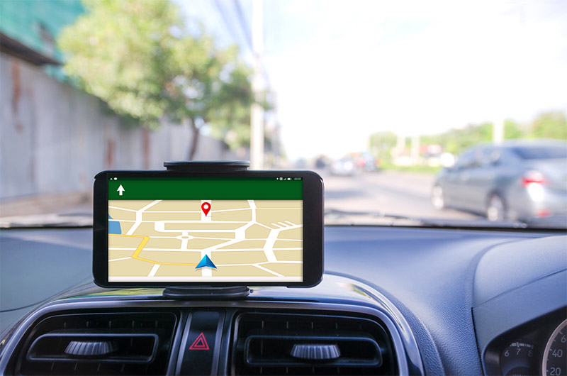 Navigate Using Mobile Phone in Car